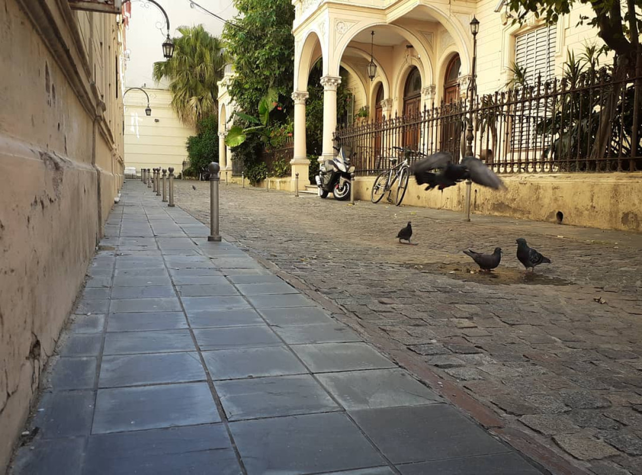Un rincón de CABA lleno de cultura y arte. Foto: Instagram @pasajedelapiedad