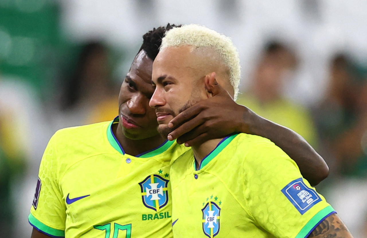 Vinícius Júnior y Neymar. Foto: Reuters (Hannah Mckay)