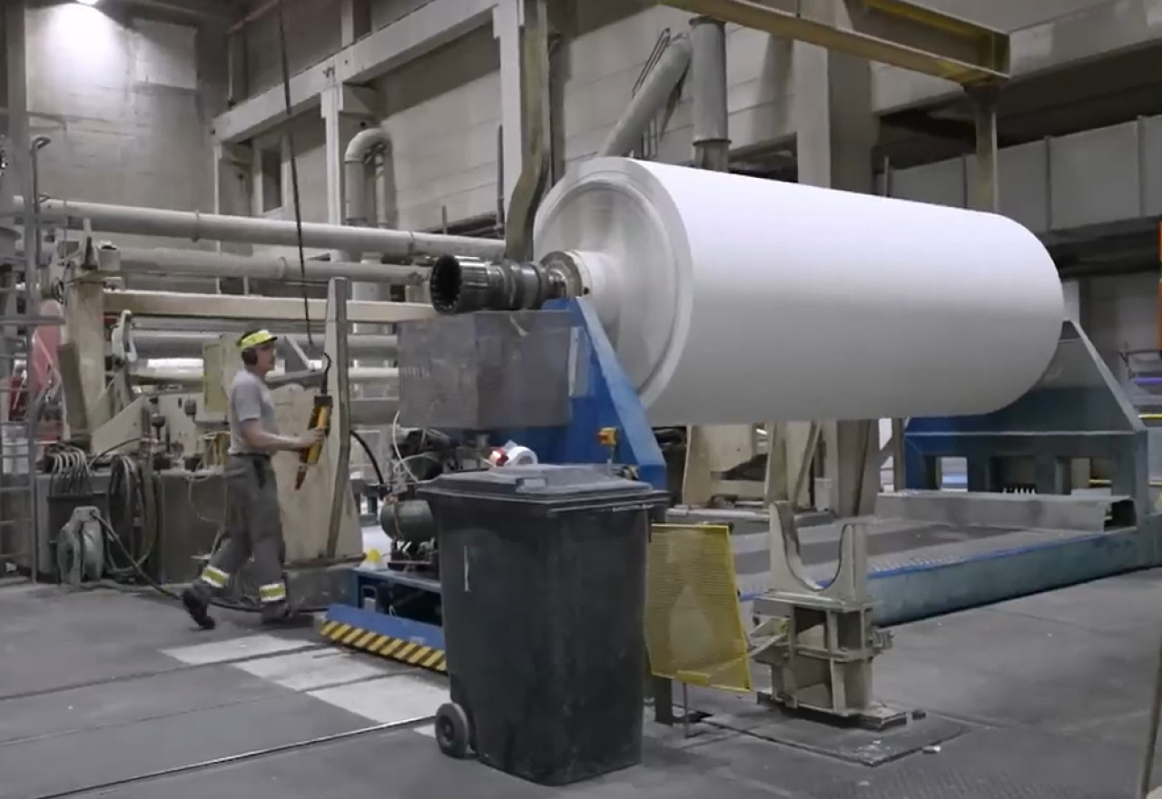 Papelera en Alemania cierra sus puertas por la crisis energética. Foto: captura de video.