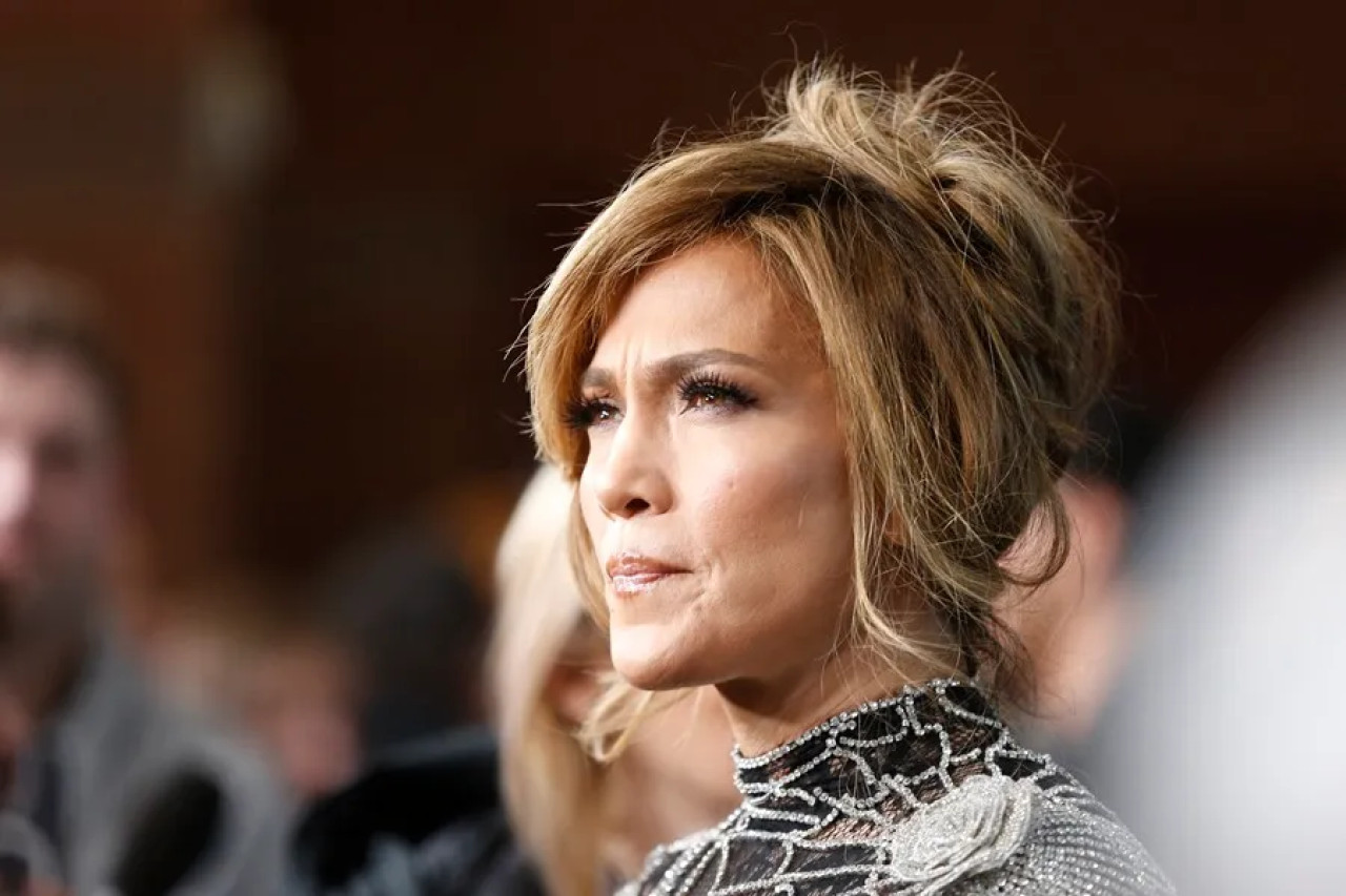 Jennifer Lopez protagoniza una nueva película que promete dividir las críticas: Foto: EFE/George Frey