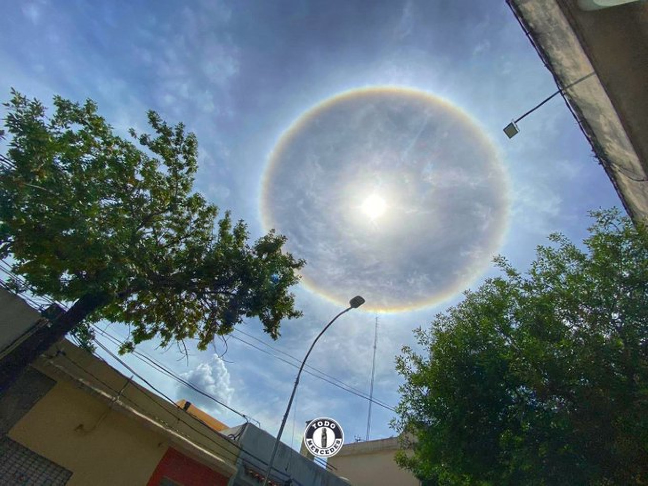 El fenómeno en el cielo que sorprendió a todos. Foto X.