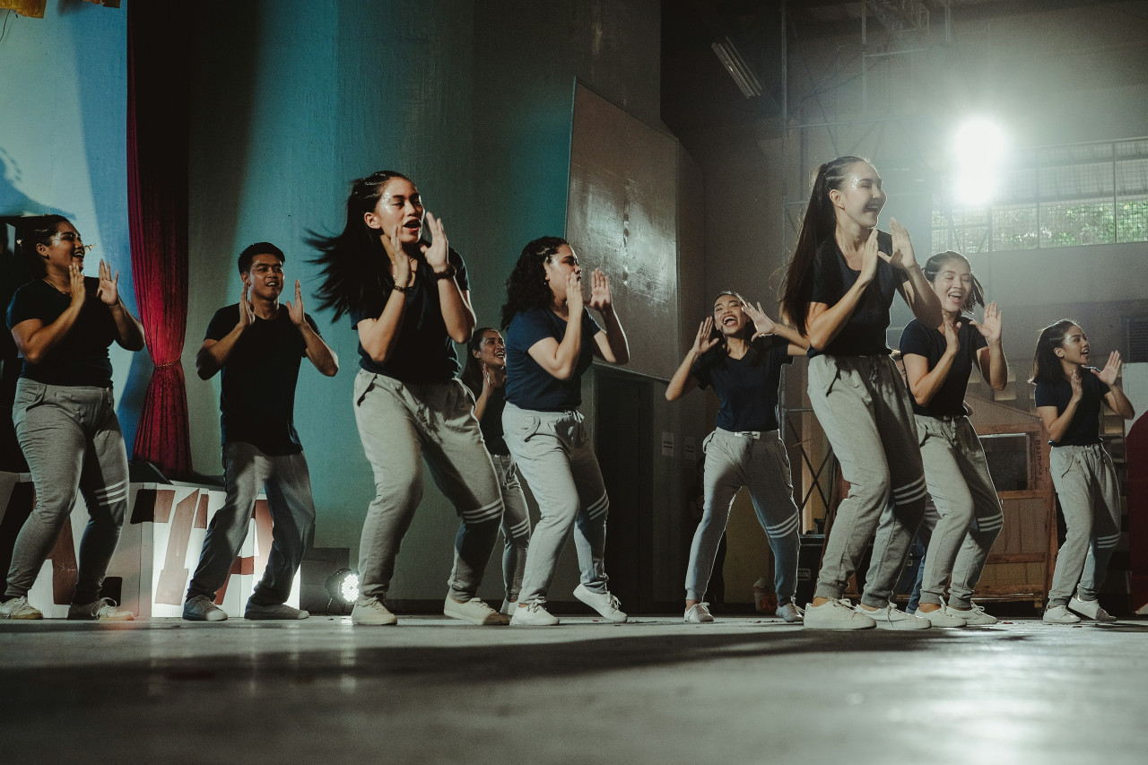 Bailar, grupo, coreografía. Foto: Unsplash.