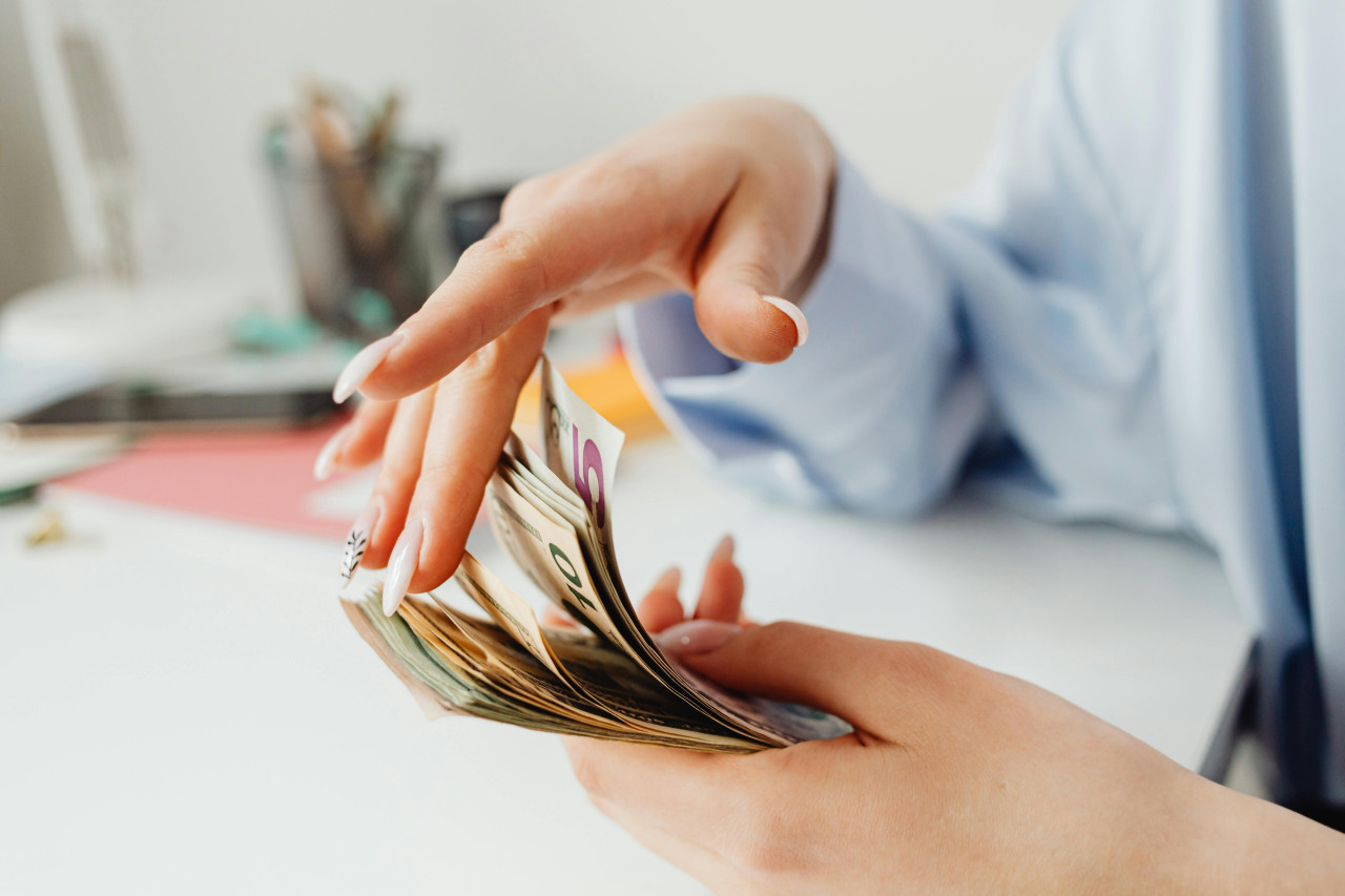 Recibió dinero por error, más de 500 millones de pesos. Foto: Pexels.