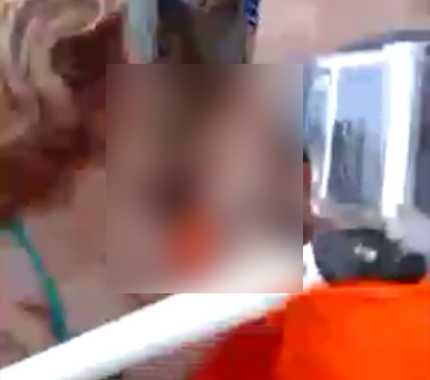 Sexo oral a la vista de todos