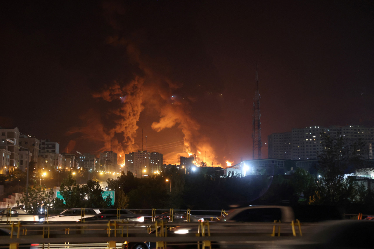 Destrucción en Irán por los misiles de Israel. Foto: Reuters/Majid Asgaripour/WANA.