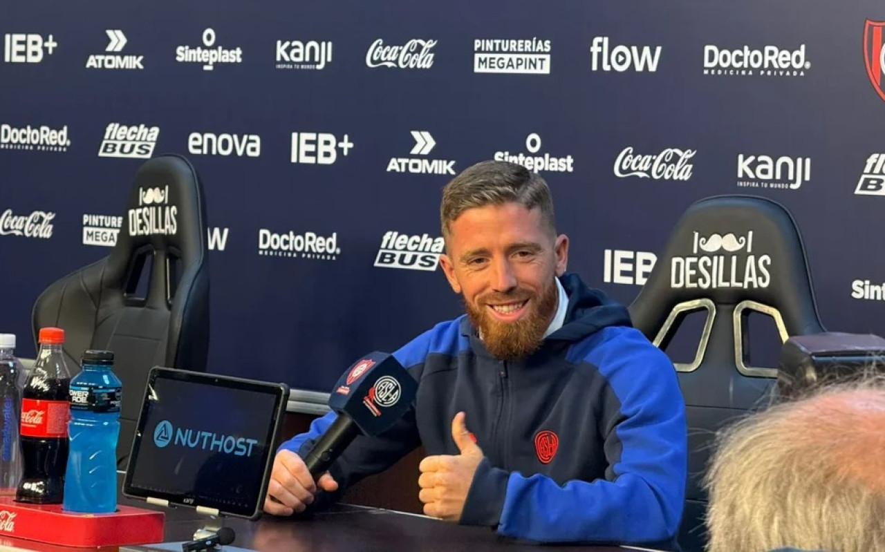Conferencia de prensa de Iker Muniain en San Lorenzo. Foto: NA/Juan Ignacio Estevez