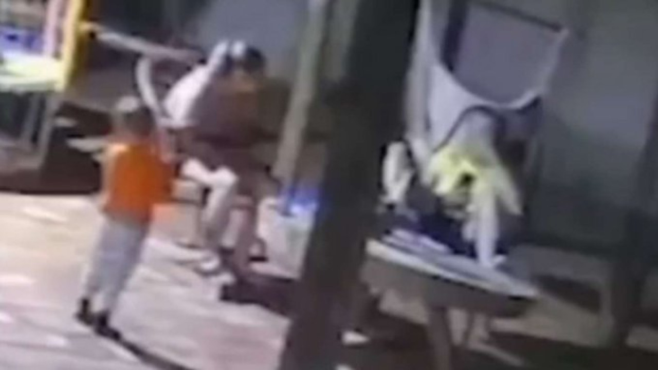 Hijo mata a su madre en Brasil con el arma de su padre. Fuente: Captura
