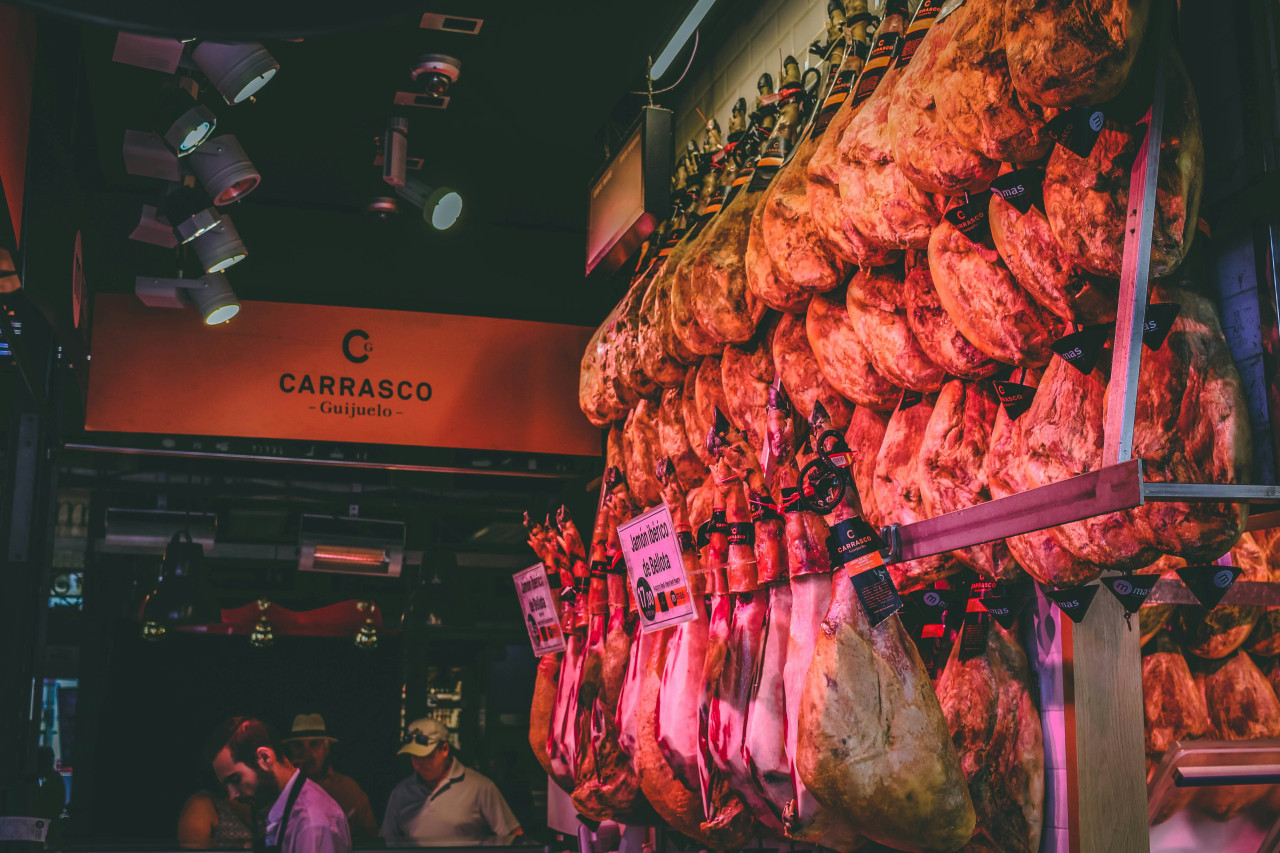 Gastronomía española, jamón. Foto: Unsplash.
