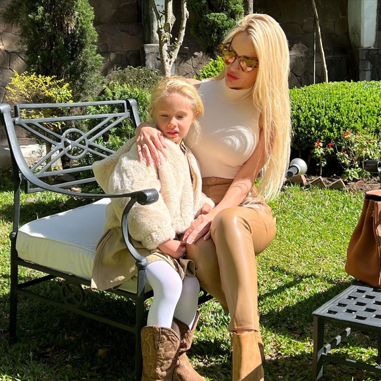 Luciana Salazar junto a su hija. Foto: Instagram.