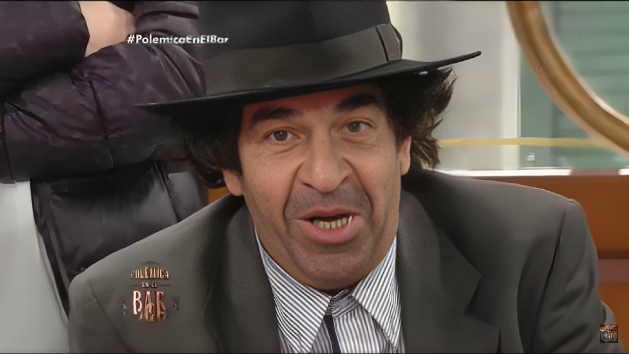 Miguel Ángel Rodríguez como "Minguito". Foto: Captura de pantalla YouTube / Polémica en el bar.