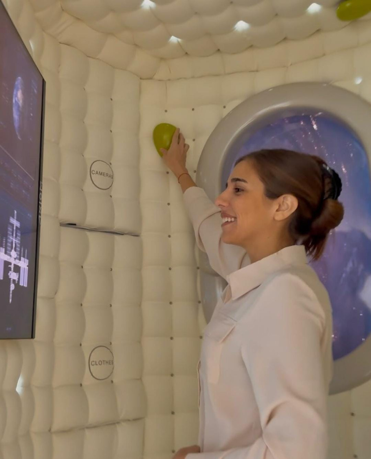 María Noel de Castro Campos estudia y practica para ser la primera astronauta argentina. Foto: Instagram / noel.decastro.